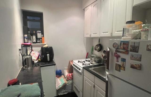171 East 77th St photos photos