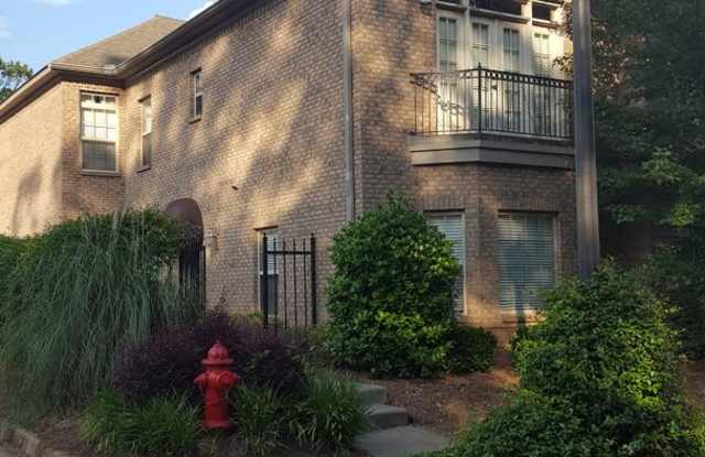 3 Bed, 3.5 Bath Townhome – Prime Location! photos photos