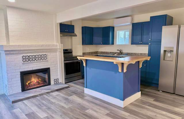 Stunning, Newly Renovated 3BR | 1BA photos photos