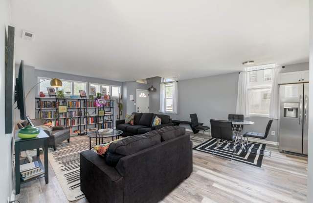 Funky Firehouse Renovated into Modern 2 BDR/1 Bath Gallery 3