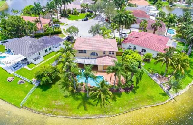 2340 NW 186th Ave photos photos