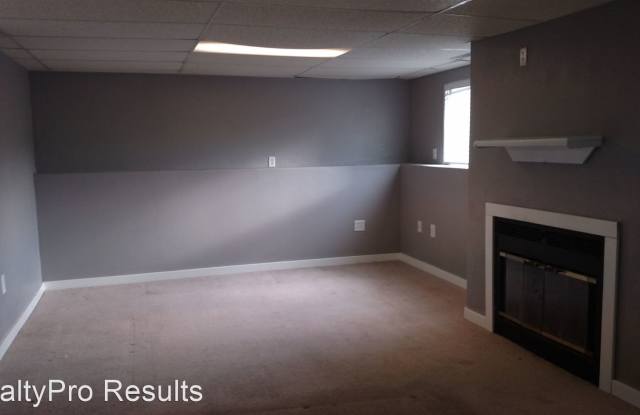 10078 Bagpiper Circle Gallery 3