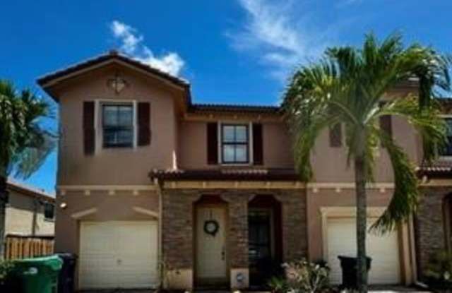 16320 Southwest 71st Terrace Gallery 1