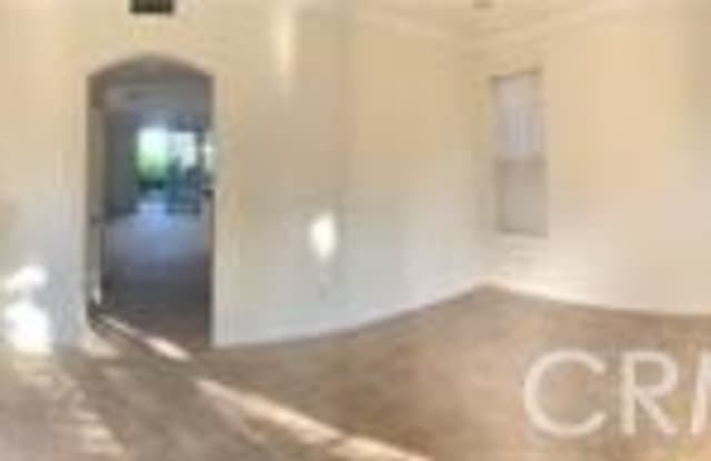 76 Plateau Gallery 3