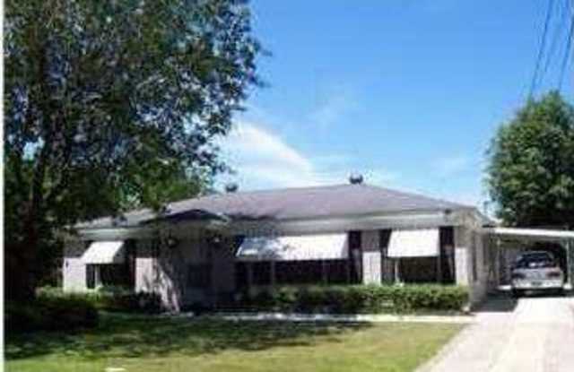 808 Myra Drive - 808 Myra Drive, Mobile, AL 36606