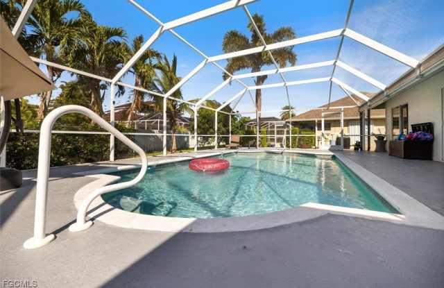 4516 SW 21st Place Gallery 1