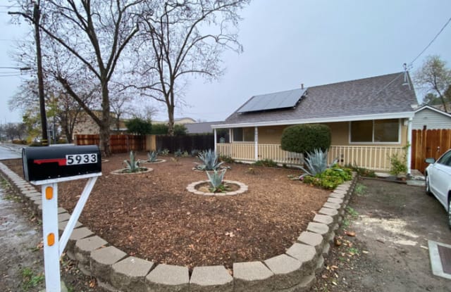 5933 Landis Avenue photos photos