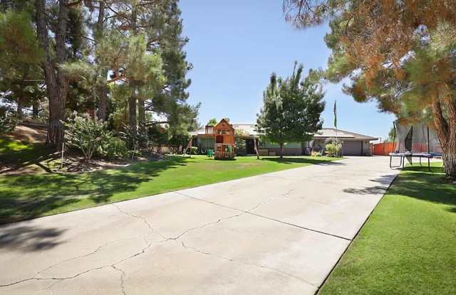 Captivating Home Near Highland Highschool! photos photos