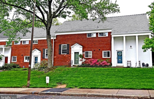 3132 MARTHA CUSTIS DRIVE - 3132 Martha Custis Drive, Alexandria, VA 22302