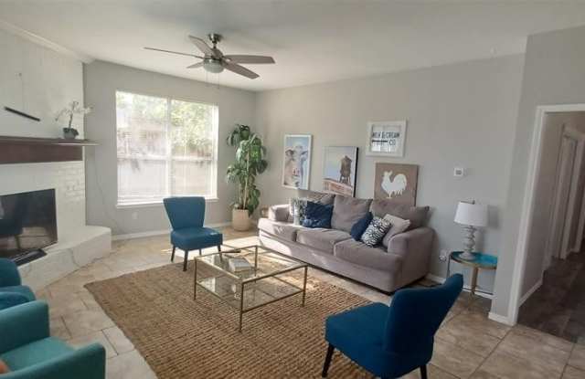 11809 Oak Highland Drive Gallery 2