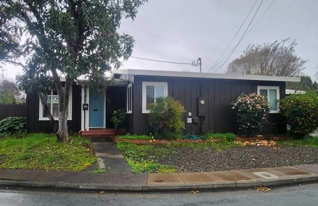 1924 Diamond Court photos photos