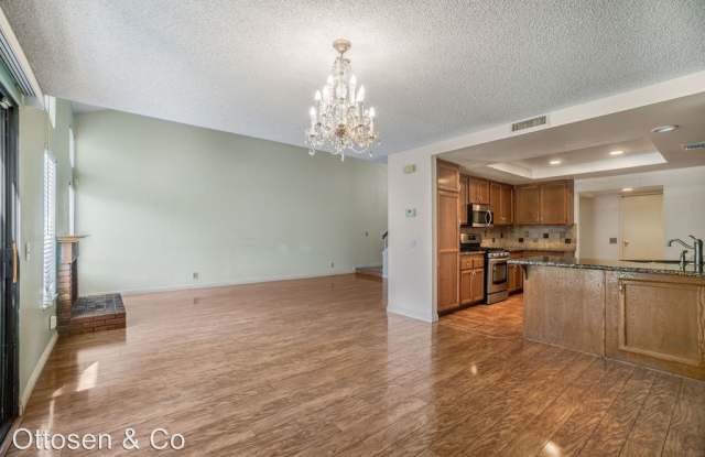 955 Sandstone Dr Gallery 3