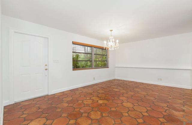 113 GREGORY Place Gallery 3