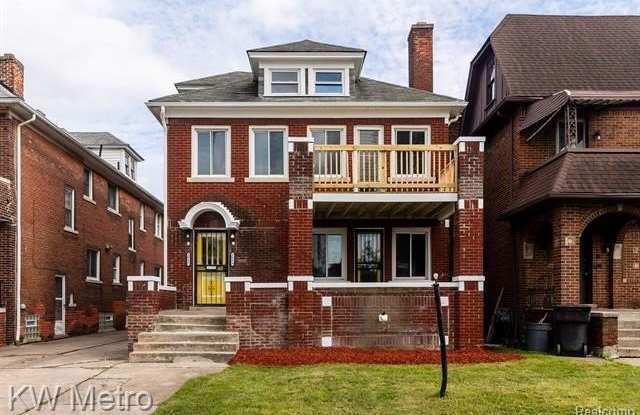 3037 Calvert Street photos photos