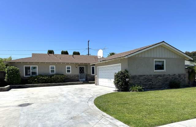 Spacious and Well Maintained 3 Bedroom Home in Orange photos photos