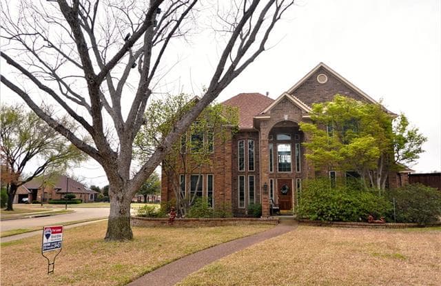 613 ANDOVER Lane - 613 Andover Lane, Coppell, TX 75019