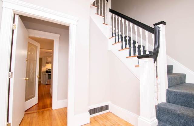 48 Oak Square Ave. photos photos 48 Oak Square Ave. photos photos