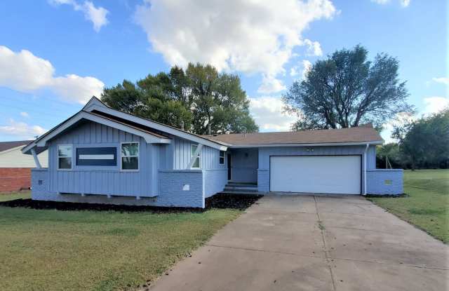 3 Bed 1 Bath 2 Car Garage in Forest Park Addition NE OKC - 3808 Northeast 33rd Street, Forest Park, OK 73121