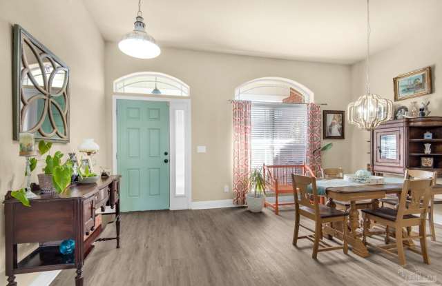 6165 Winchester Cir Gallery 3