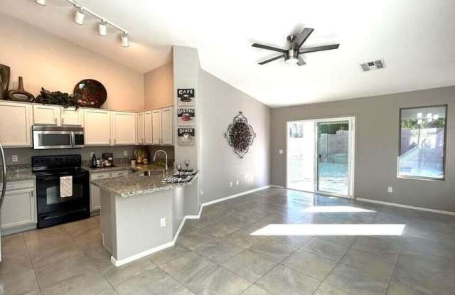 15247 W ELM Circle photos photos