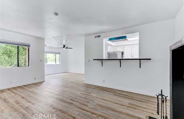 107 South Helberta Avenue Gallery 3