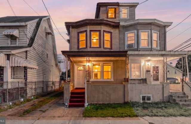 1427 HAMILTON Avenue Gallery 1