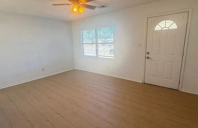 1804 Elm Drive Gallery 4