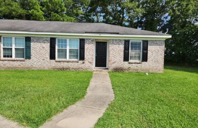 36 Coats Circle - 36 Coats Circle, Benson, NC 27504