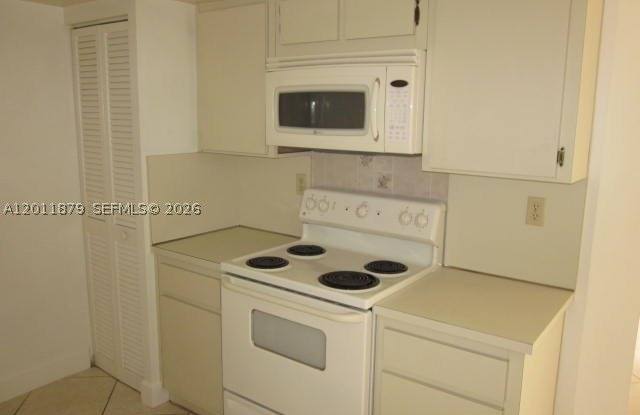 8853 SW 112 PL Gallery 4