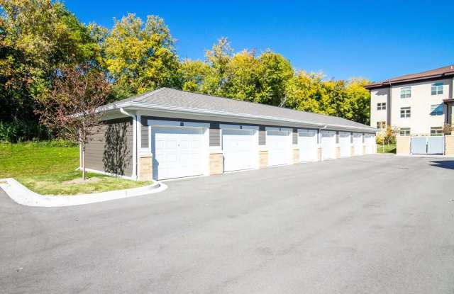 Walnut Glen Townhomes - Senior Housing Gallery 1