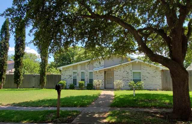 1404 Vanderbilt Drive Gallery 2