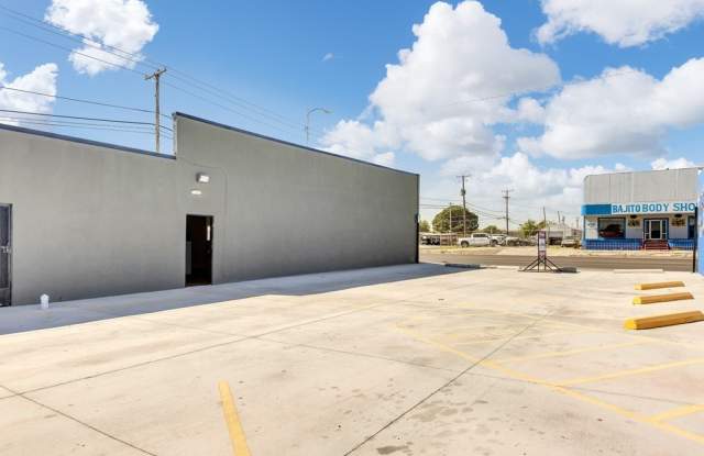 1500 N Grant Gallery 2
