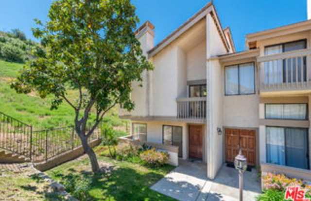 26014 Alizia Canyon Drive photos photos