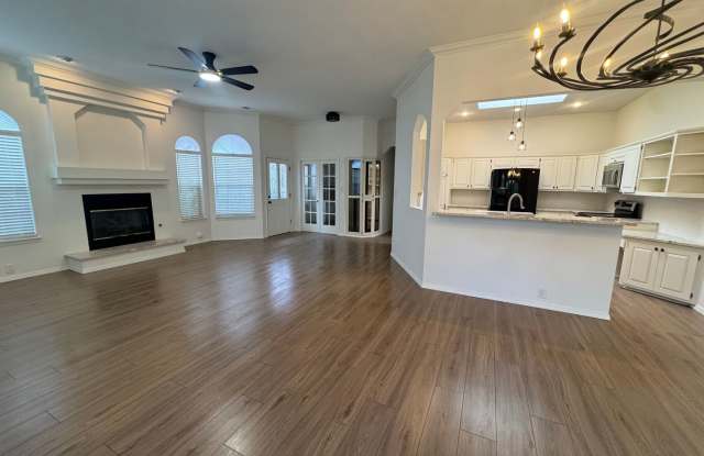 Tanoan Luxury Townhome! Gallery 4