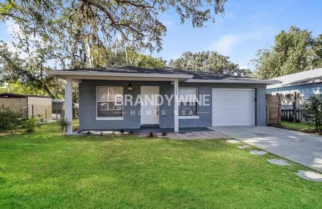 1423 North Tremain Street photos photos