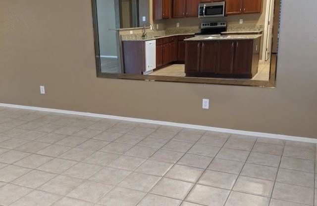 622 S 110TH Place Gallery 3