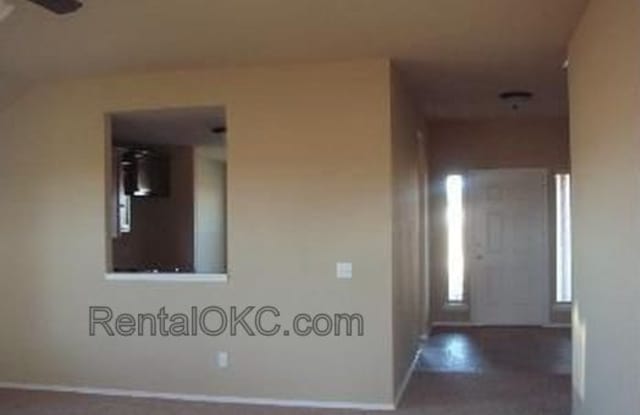 17613 Black Hawk Drive Gallery 4