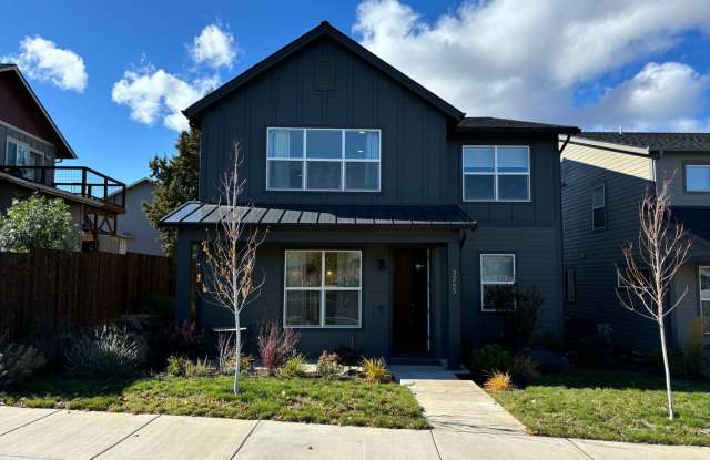 Spacious 4 Bedroom Home Gallery 1