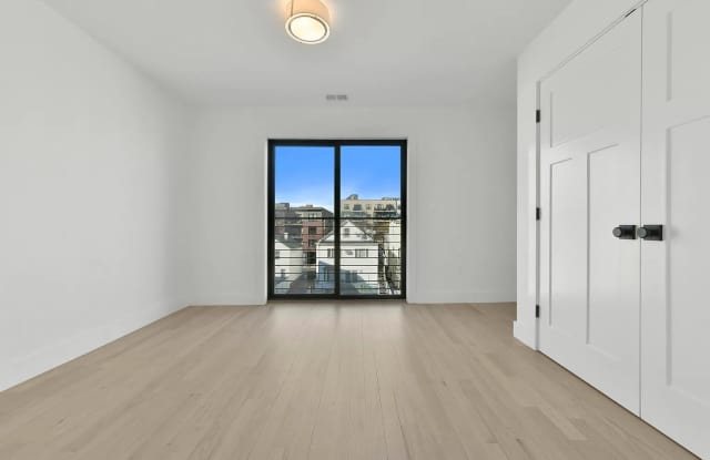 280 Sumner Street - 2 Gallery 4