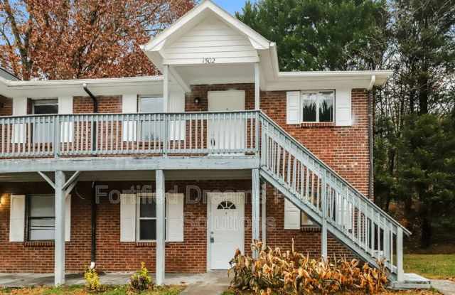 1502 Oakshire Ct photos photos