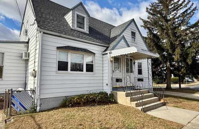 1132 HOWARD AVENUE - 1132 Howard Avenue, Bellmawr, NJ 08031