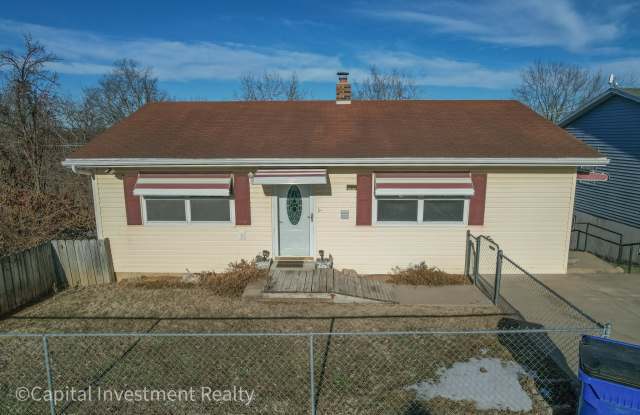 811 East Lincoln Street - A photos photos