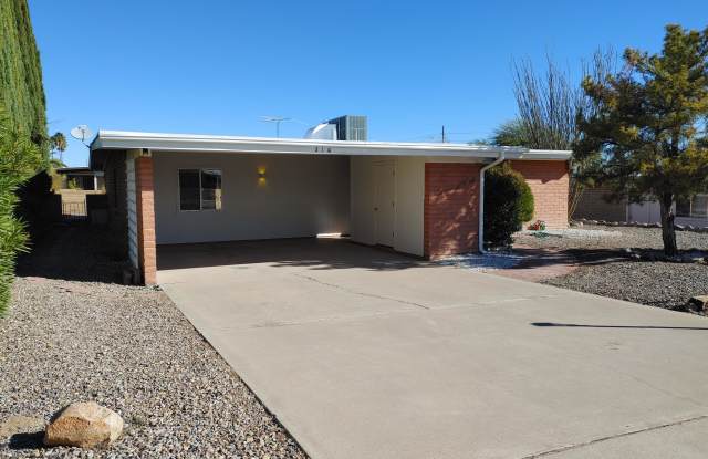 316 West Via Bacanora Gallery 3