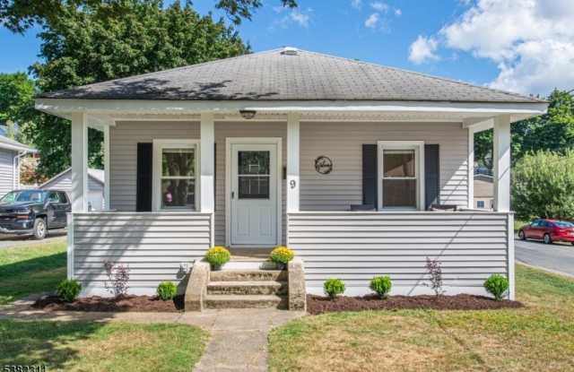 9 Wausau St photos photos