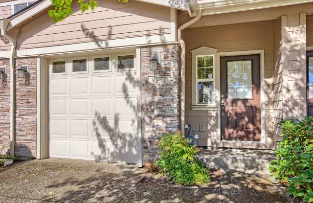LIBERTY OAKS | 3 BEDROOMS | 2.5 BATHROOMS | ATTACHED GARAGE Gallery 1