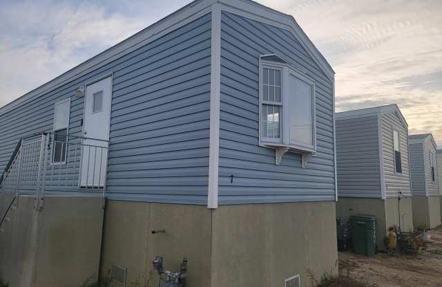463 S Green Street unit: 7 photos photos