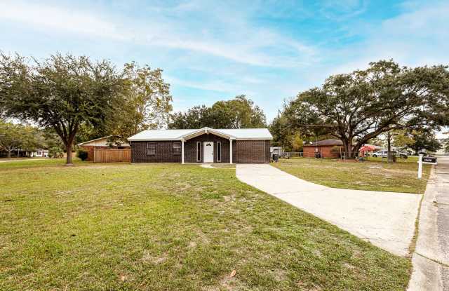 Super Cute Rental House! Gallery 4