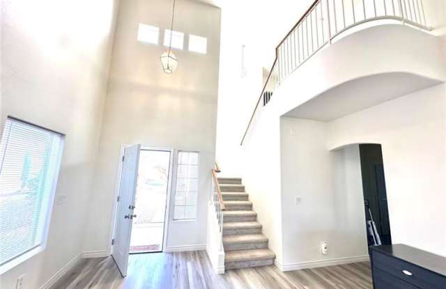 5213 Longridge Gallery 2