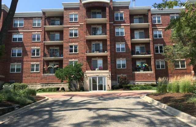 3400 N Old Arlington Heights Road - 3400 North Old Arlington Heights Road, Arlington Heights, IL 60004