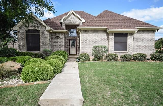 1308 Preston Trail Court - 1308 Preston Trail Ct, Granbury, TX 76048